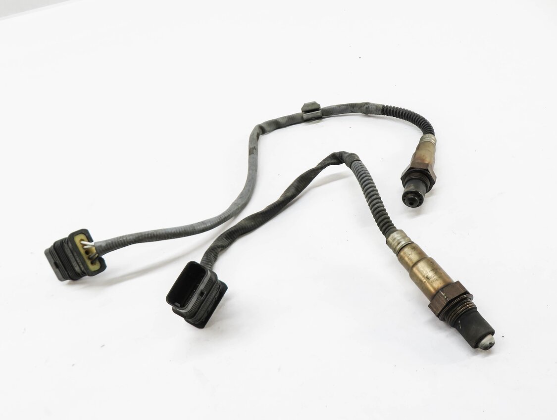 Thumbnail 2: 2013 BMW X3 (F25) 2.0L - PRE / POST CAT O2 OXYGEN LAMBDA PROBE SENSOR SET