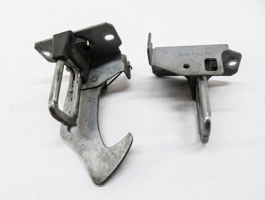 Thumbnail 4: 2013 BMW X3 (F25) FRONT HOOD SAFETY LATCH STRIKER SET-2