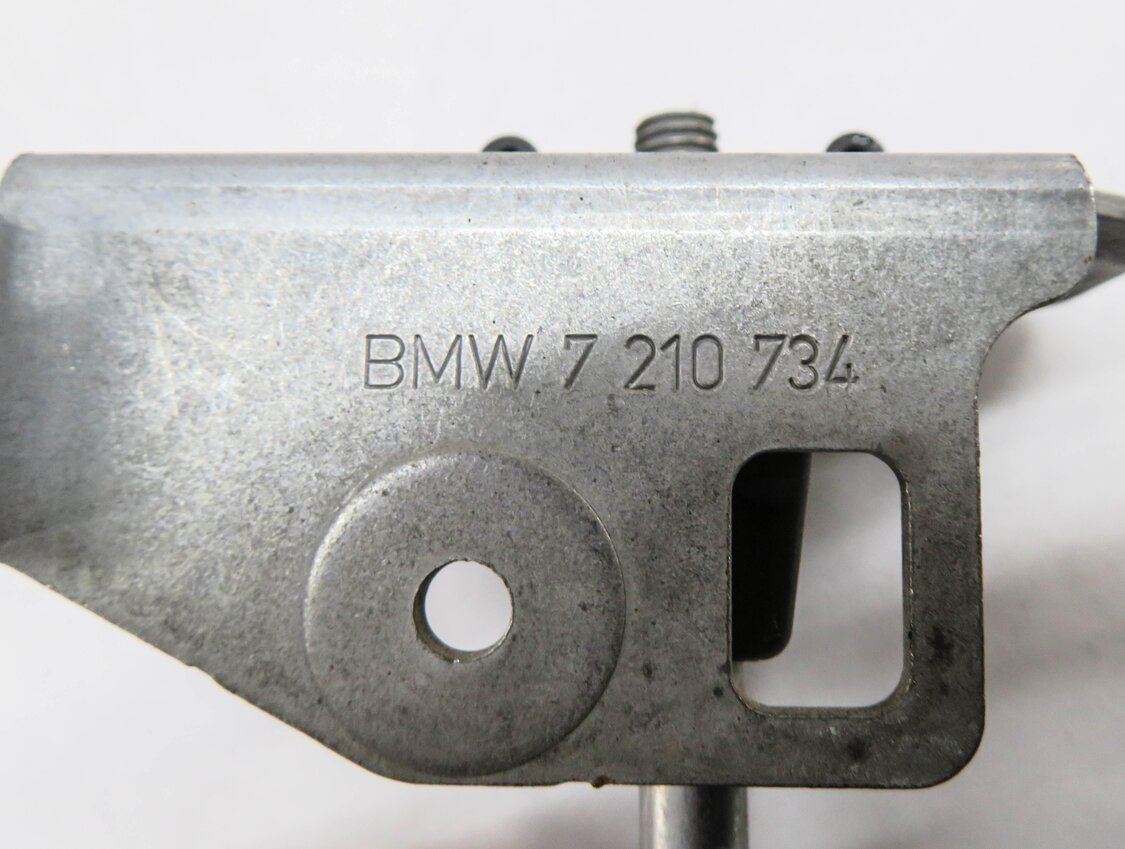 Thumbnail 5: 2013 BMW X3 (F25) FRONT HOOD SAFETY LATCH STRIKER SET-2