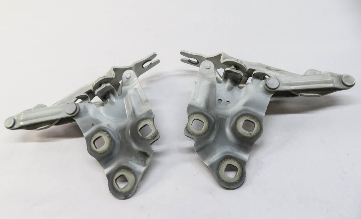 Thumbnail 2: 2011-2018 BMW X3 X4 (F25 F26) FRONT LEFT & RIGHT HOOD HINGE SET-2 (ALPINE WHITE)