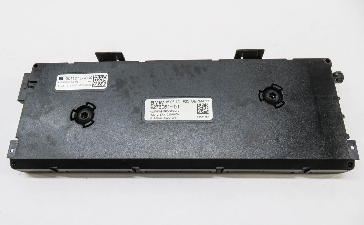 Thumbnail 2: 2013 BMW X3 (F25) RADIO STEREO DIVERSITY ANTENNA AMPLIFIER MODULE