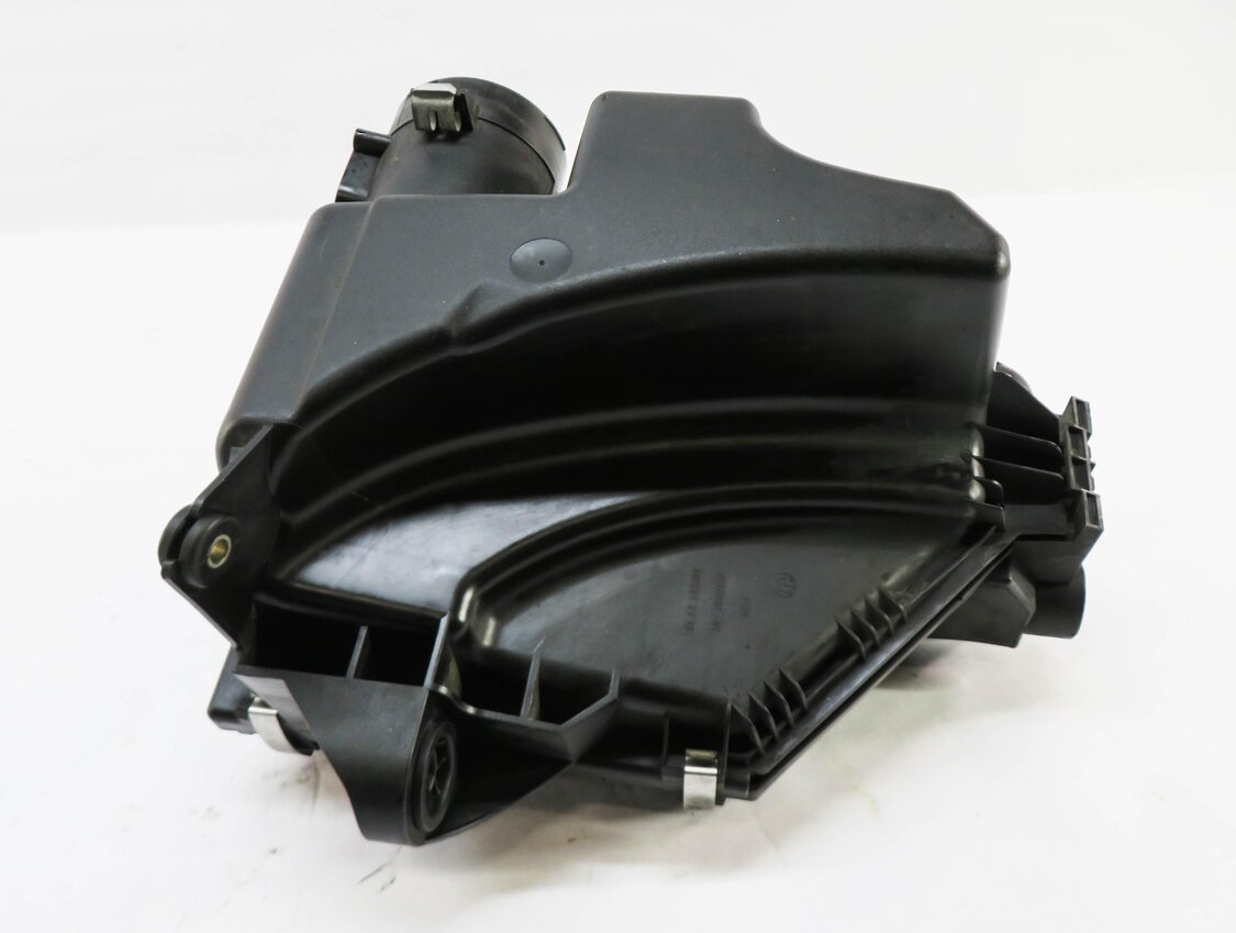Thumbnail 3: 13-18 BMW X3 X4 (F25 F26) 2.0L N20 TURBO ENGINE - AIR FILTER HOUSING AIR CLEANER