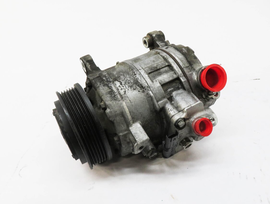 2013-2018 BMW X3 X4 (F25 F26) 28dX / 28iX - 2.0L ENGINE A/C COMPRESSOR PUMP