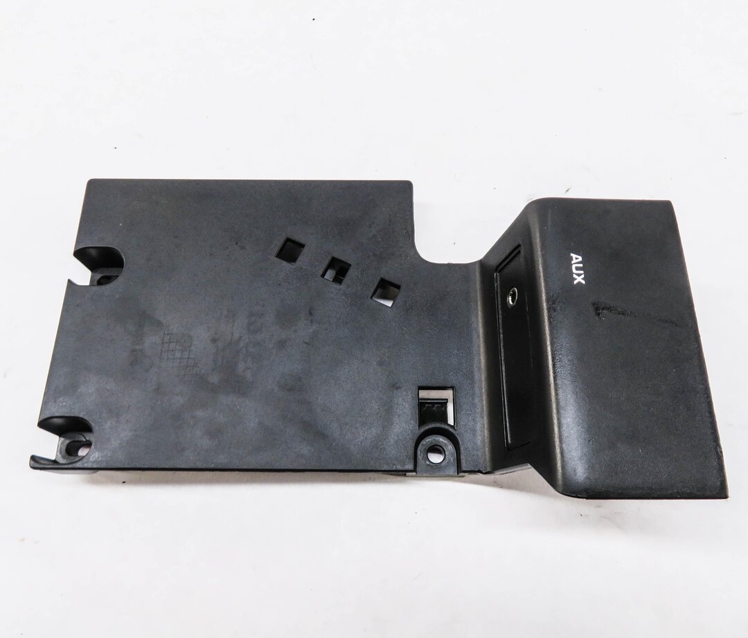 Thumbnail 3: 2010 PORSCHE CAYMAN (987) AUXILIARY AUDIO INTERFACE MODULE