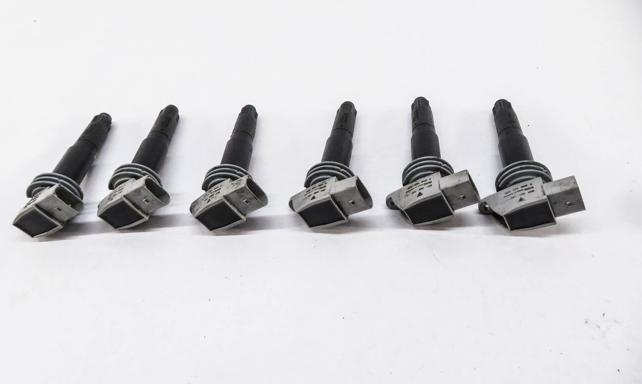 Thumbnail 2: 09-13 PORSCHE 911 BOXSTER CAYMAN (987 997) 2.9L / 3.8L ENGINE IGNITION COIL SET