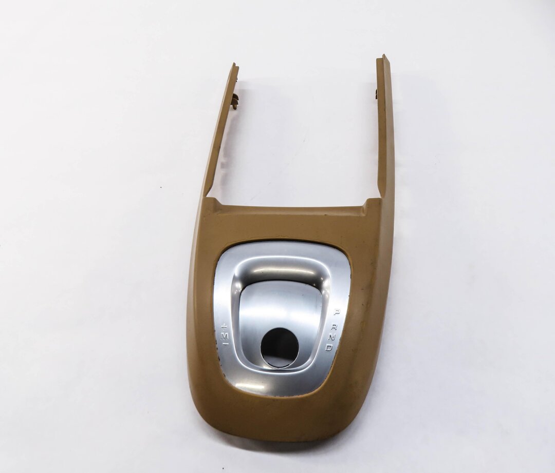 Thumbnail 2: 2010 PORSCHE CAYMAN (987) FRONT CENTER CONSOLE SHIFTER TRIM (BEIGE)