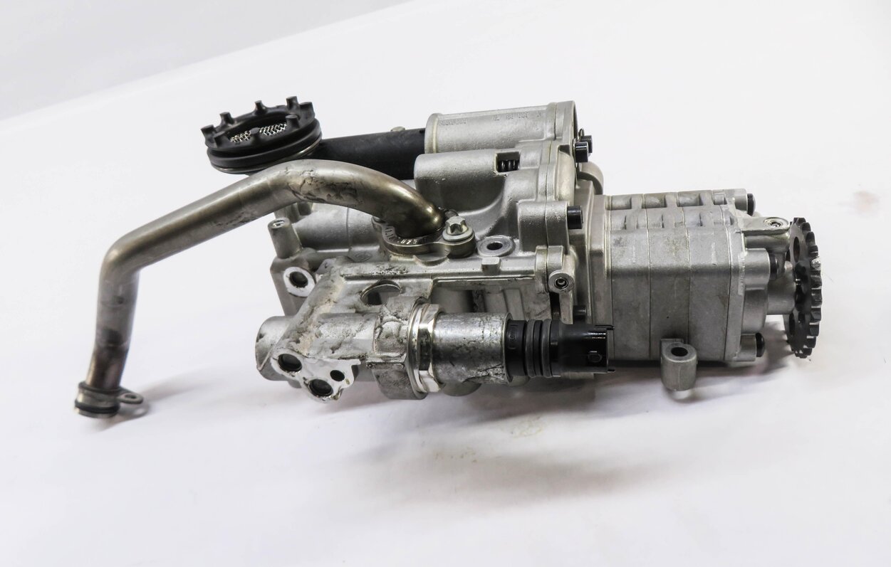 Thumbnail 2: 2010 PORSCHE CAYMAN (987) 2.9L ENGINE - OIL PUMP