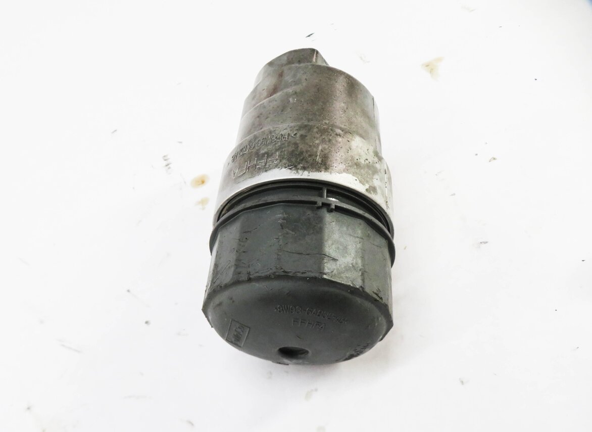 Thumbnail 2: 2010 RANGE ROVER (L322) 5.0L AJ133 SUPERCHARGED V8 ENGINE - OIL FILTER HOUSING