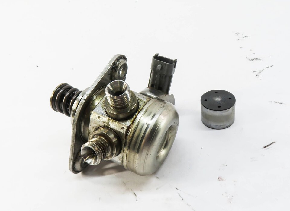Thumbnail 2: 10-17 LR4 RANGE ROVER SPORT (L322 L320 L405 L494) 3.0L 5.0L MECHANICAL FUEL PUMP