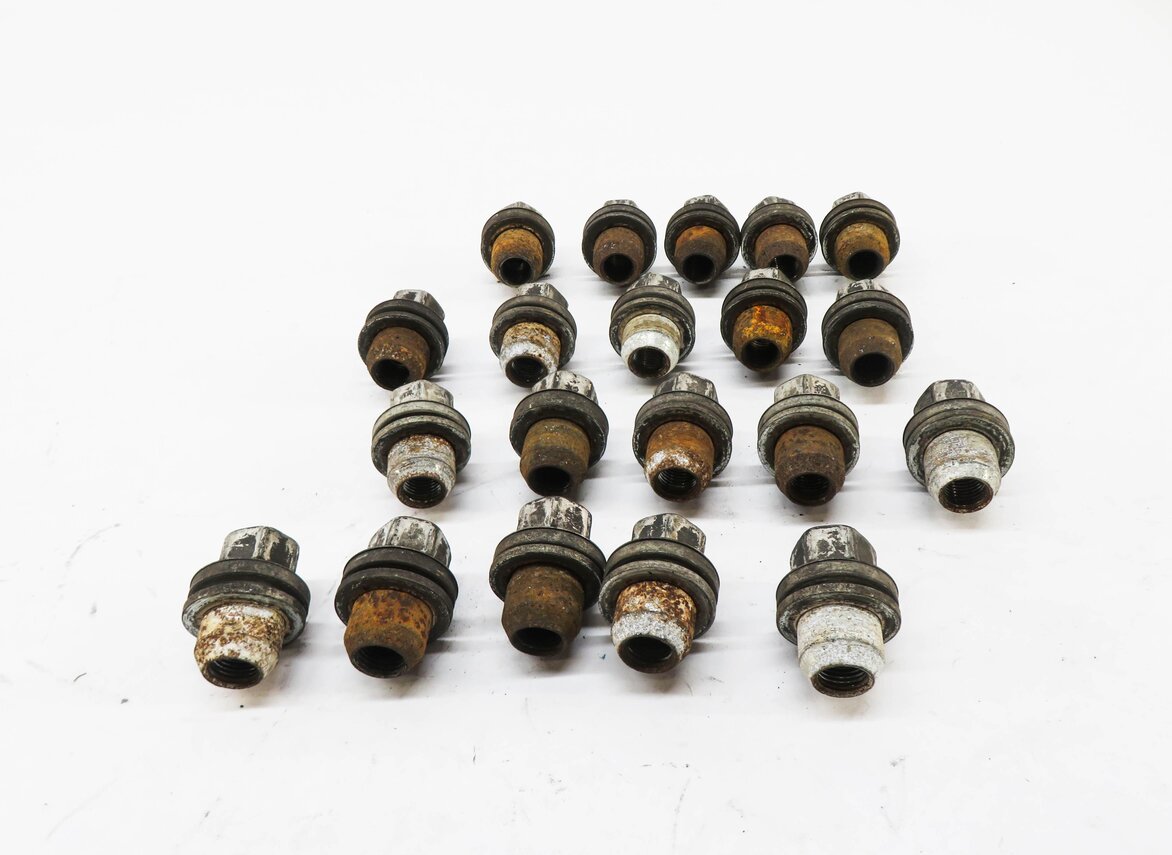 Thumbnail 2: 2005-2018 RANGE ROVER / SPORT LR3 LR4 DISCOVERY WHEEL TIRE RIM LUG NUT SET-20