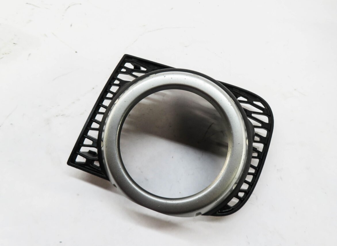 Thumbnail 1: 2010 RANGE ROVER (L322) RIGHT FRONT PASSENGER FOGLIGHT FOG LIGHT GRILLE TRIM