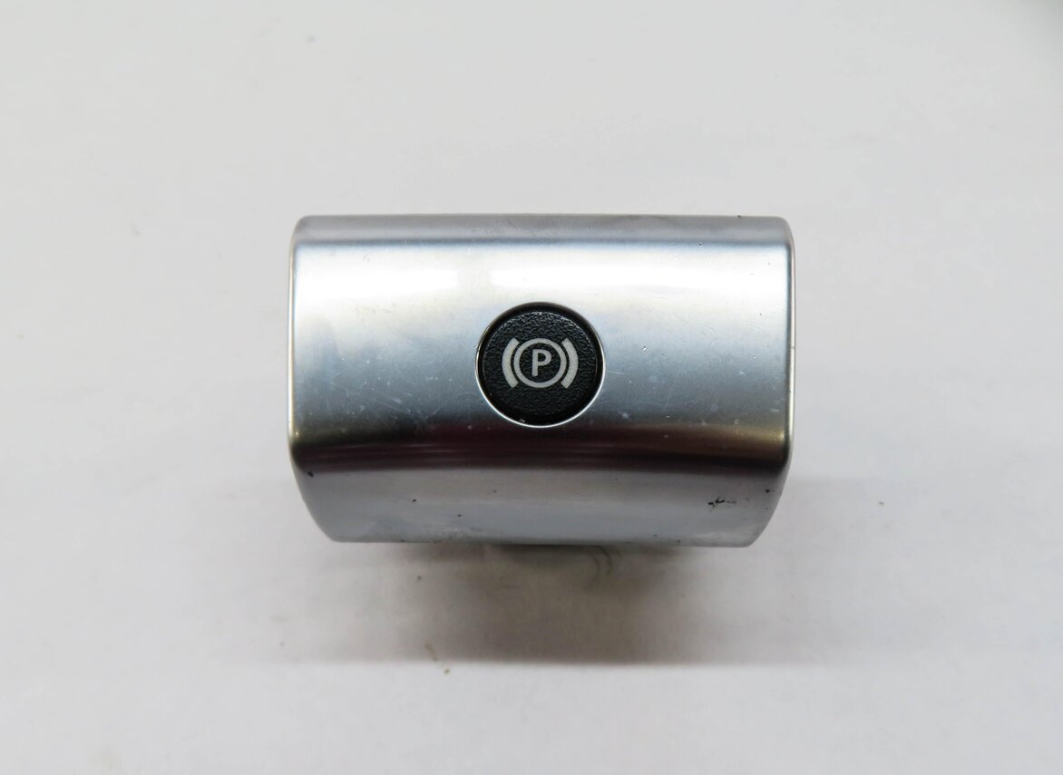 Thumbnail 2: 2010 RANGE ROVER (L322) EMERGENCY PARKING BRAKE SWITCH BUTTON