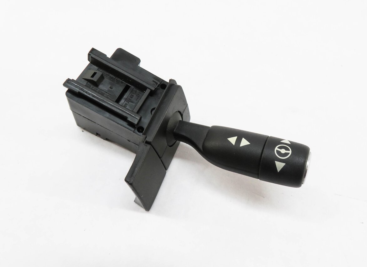 Thumbnail 1: 2010 RANGE ROVER (L322) STEERING COLUMN STEERING WHEEL ADJUSTMENT SWITCH ARM