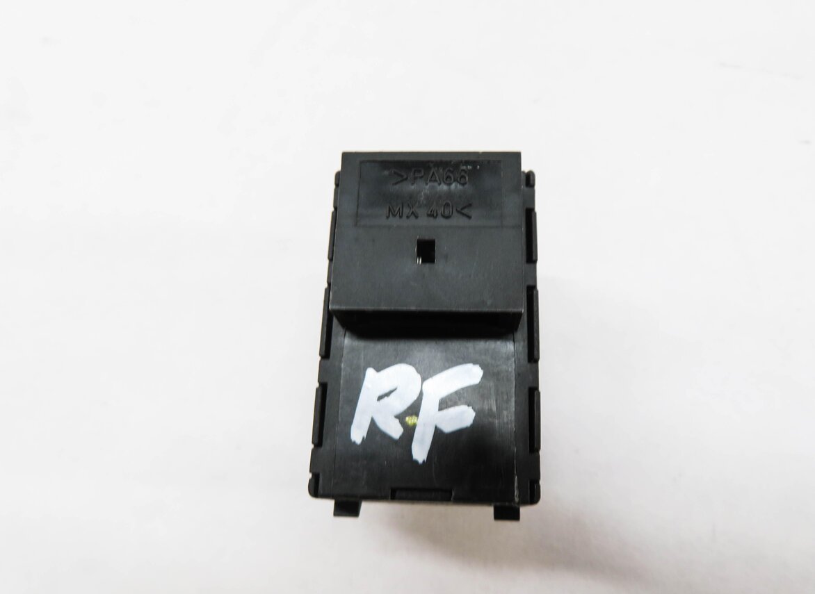 Thumbnail 4: 2010 RANGE ROVER (L322) RIGHT FRONT PASSENGER MEMORY SEAT ADJUSTMENT SWITCH