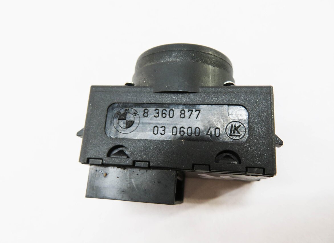 Thumbnail 5: 2010 RANGE ROVER (L322) RIGHT FRONT PASSENGER MEMORY SEAT ADJUSTMENT SWITCH