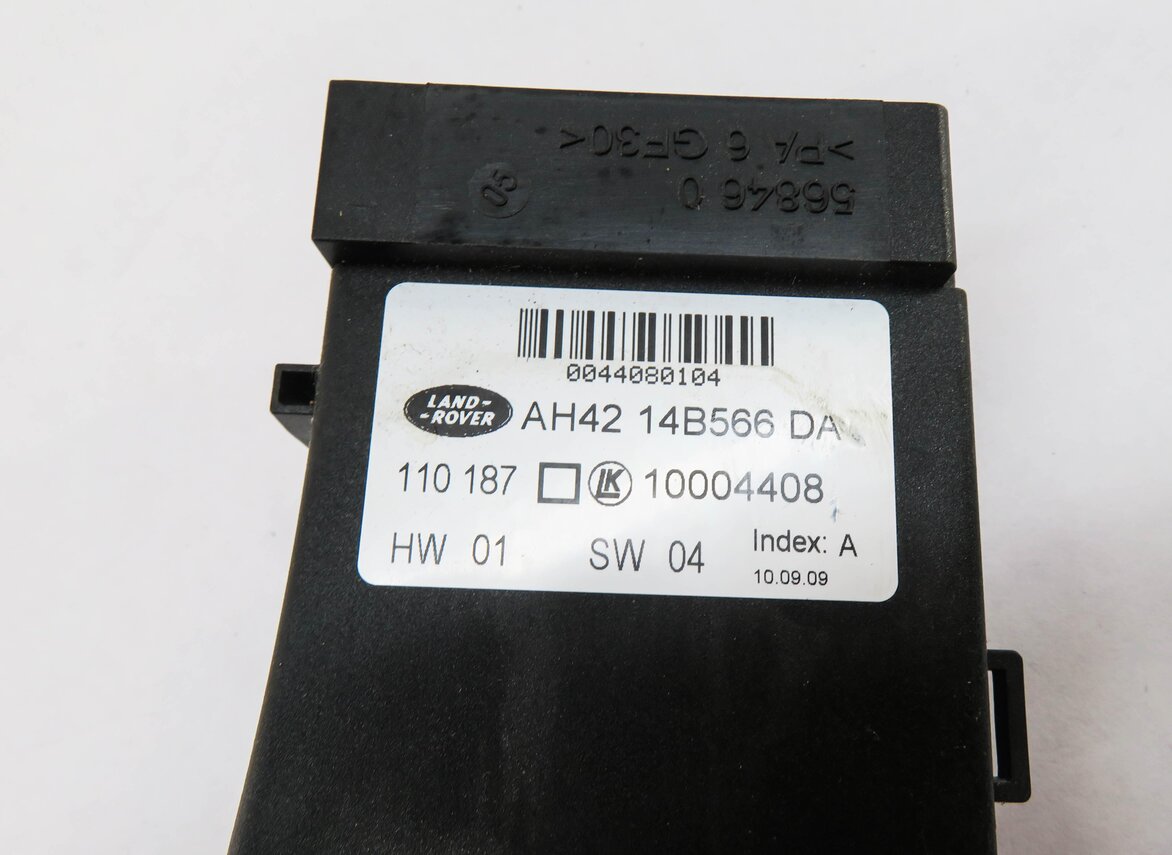 Thumbnail 8: 2010 RANGE ROVER (L322) LEFT FRONT DRIVER MEMORY SEAT ADJUSTMENT SWITCH BUTTON