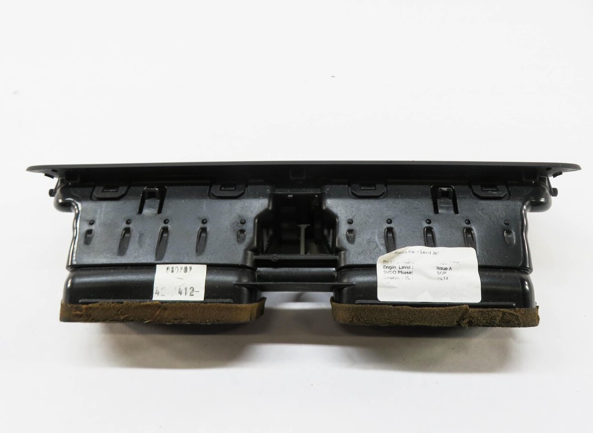 Thumbnail 3: 2010 RANGE ROVER (L322) FRONT UPPER TOP CENTER DASH HEATER A/C AIR VENT