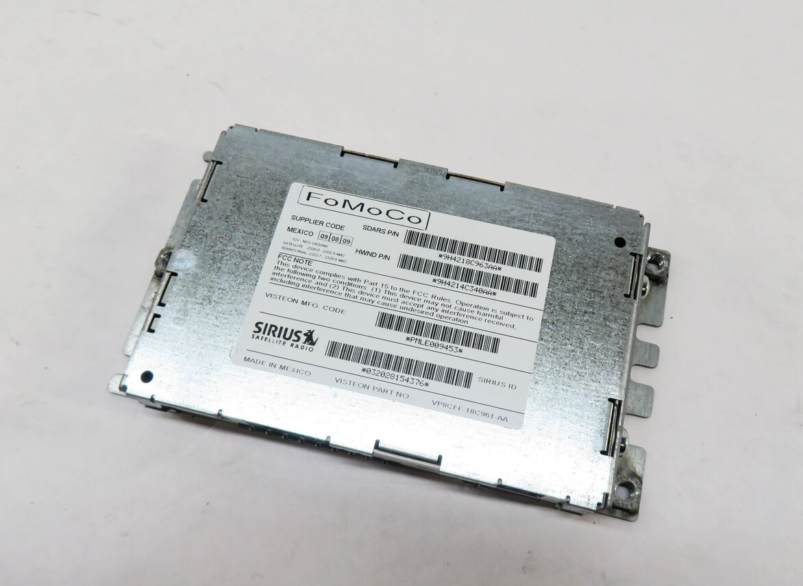2007-2012 LR3 - RANGE ROVER SPORT (L320) SIRIUS SATELLITE RADIO RECEIVER MODULE