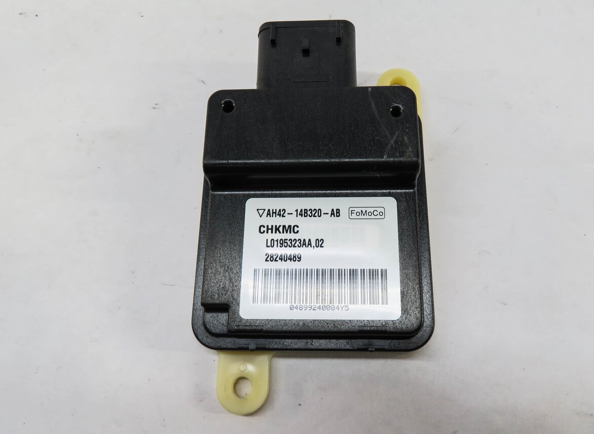 2010 RANGE ROVER (L322) PASSENGER SEAT OCCUPANCY WEIGHT SENSOR MODULE