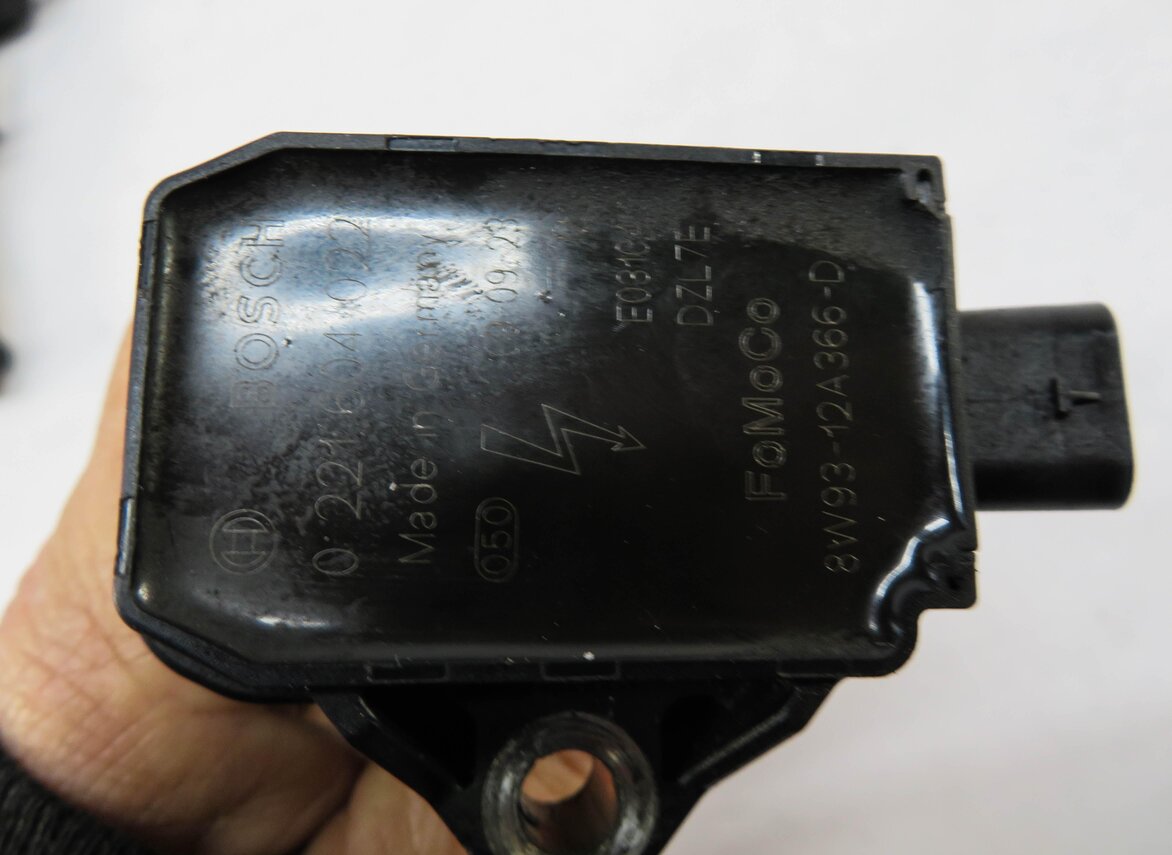Thumbnail 4: 10-13 LAND ROVER LR4 / RANGE ROVER SPORT (L320 L322) 5.0L V8 IGNITION COIL SET
