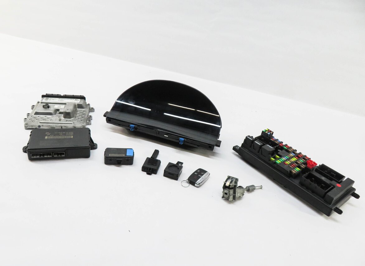 Thumbnail 12: 10-12 RANGE ROVER (L322) 5.0L SUPERCHARGED ENGINE IMMOBILIZER MODULE KEY SET