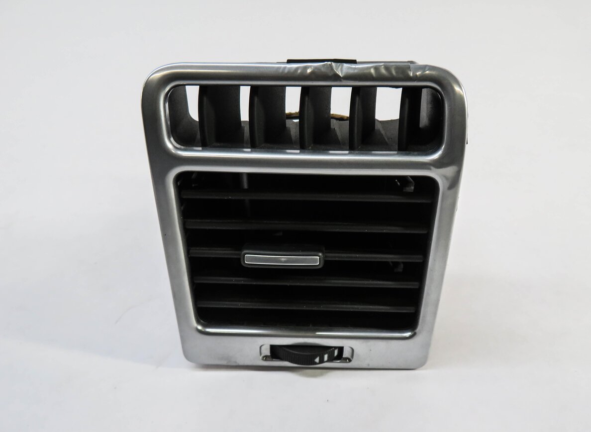 Thumbnail 3: 2010 RANGE ROVER (L322) LEFT FRONT DRIVER OUTER DASH HEATER A/C AIR VENT
