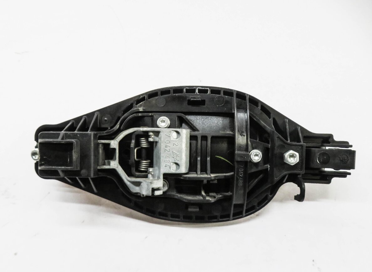 Thumbnail 4: 2010-2012 RANGE ROVER (L322) FRONT / REAR - PASSENGER DOOR HANDLE (BLACK 820)