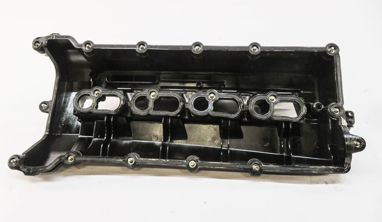 Thumbnail 4: 10-12 RANGE ROVER SPORT (L320 L322 L494 L405) 5.0L V8 - RIGHT ENGINE VALVE COVER