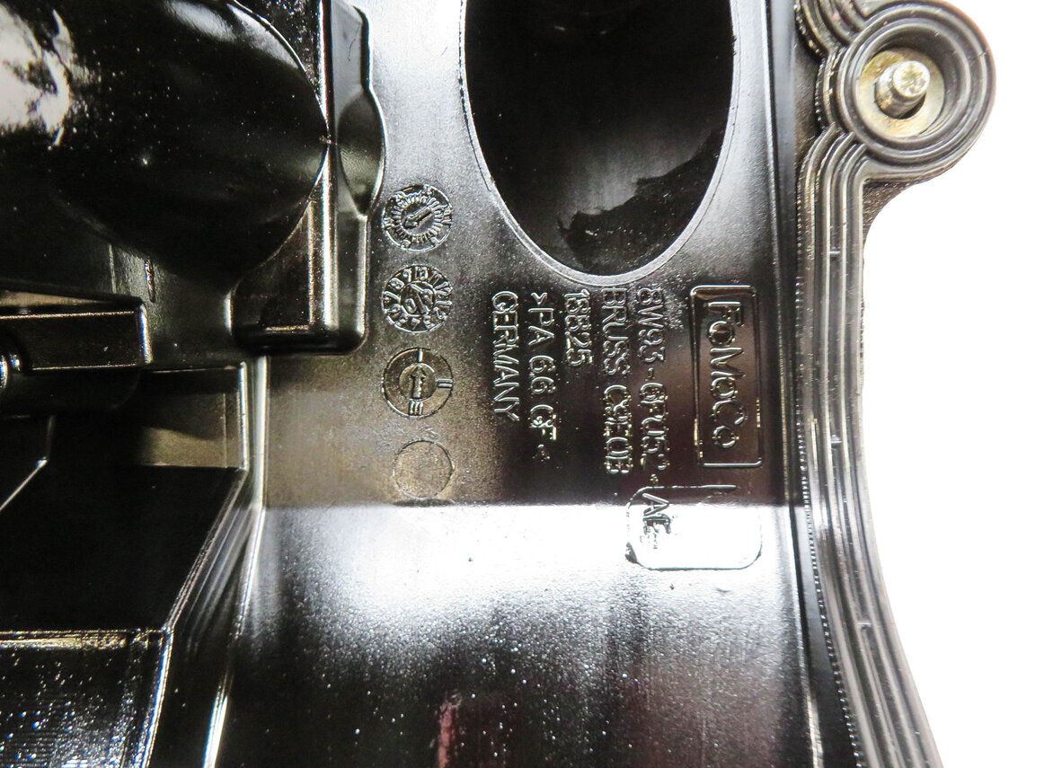 Thumbnail 5: 10-18 RANGE ROVER SPORT (L320 L322 L494 L405) 5.0L V8 - LEFT ENGINE VALVE COVER