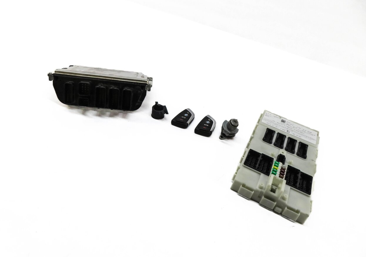 Thumbnail 3: 2016-2018 BMW X1 X2 (F39 F48) MINI COOPER CLUBMAN - 2.0L DME BCM MODULE KEY SET
