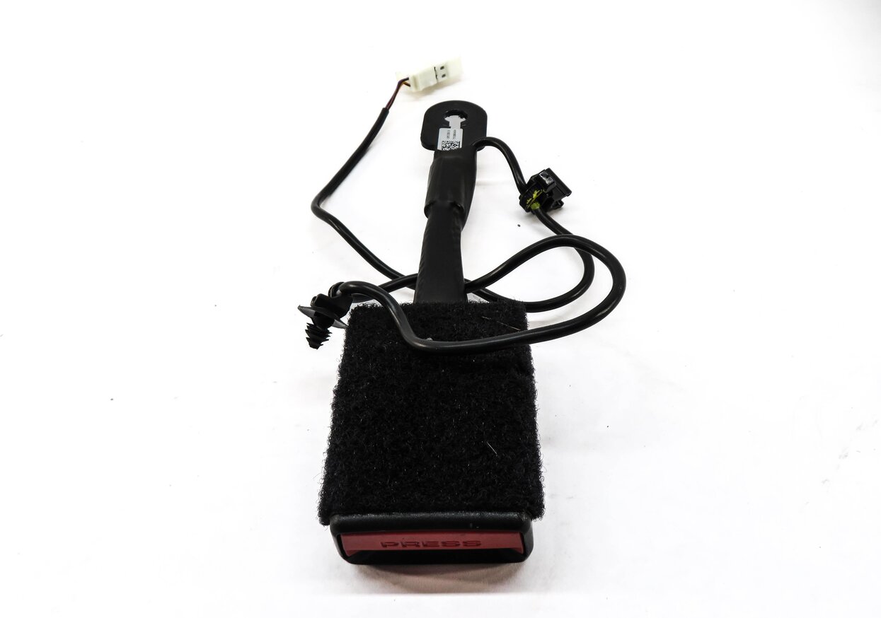 Thumbnail 2: 2014-2018 MINI COOPER / BMW X1 (F48) FRONT SEATBELT BUCKLE RECIEVER (FITS L & R)