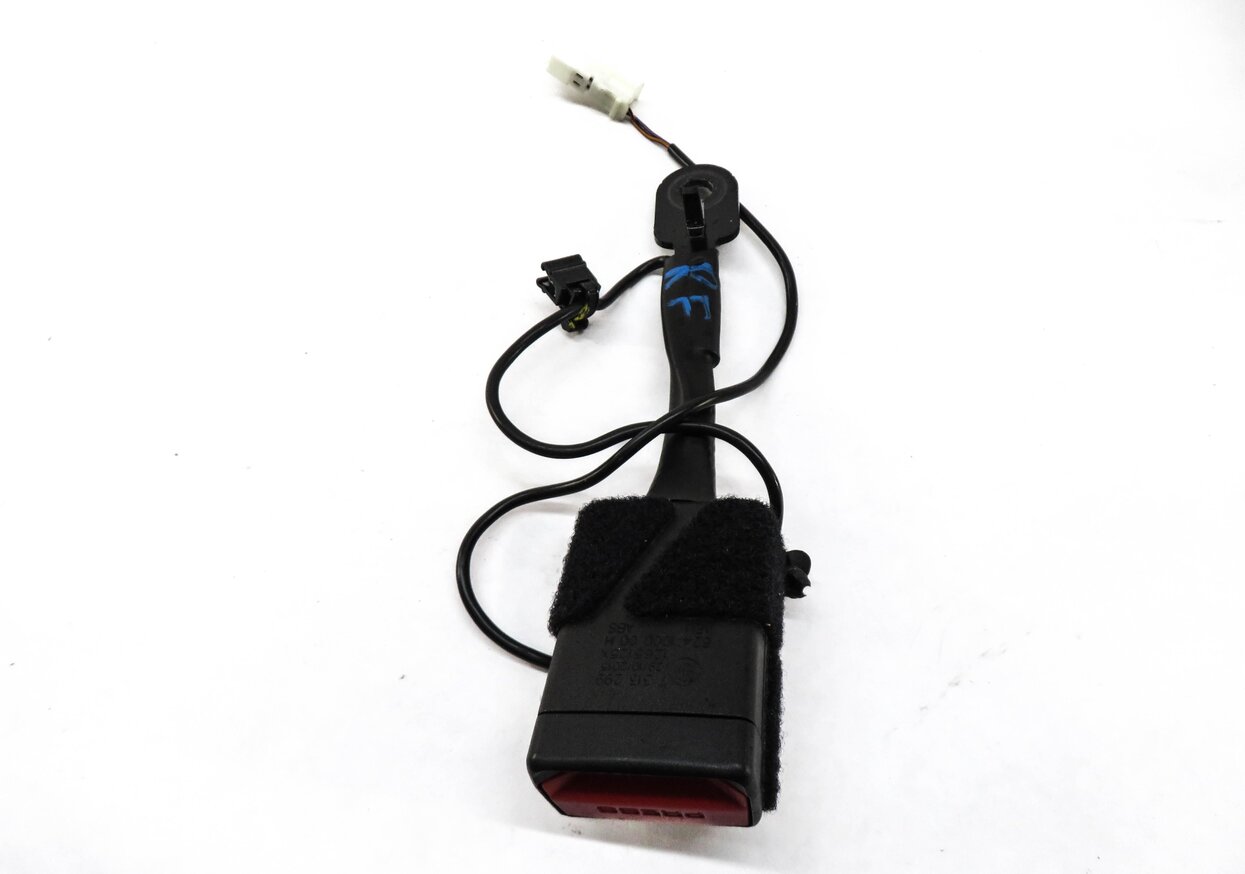 Thumbnail 3: 2014-2018 MINI COOPER / BMW X1 (F48) FRONT SEATBELT BUCKLE RECIEVER (FITS L & R)