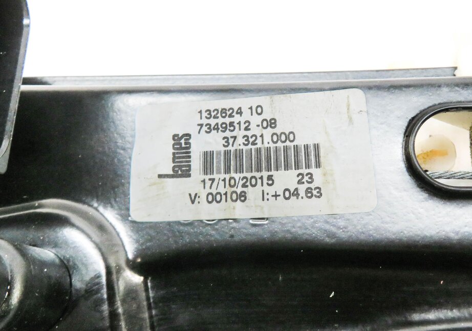 Thumbnail 4: 2016-2021 BMW X1 (F48) RIGHT REAR DOOR WINDOW REGULATOR w/ MOTOR
