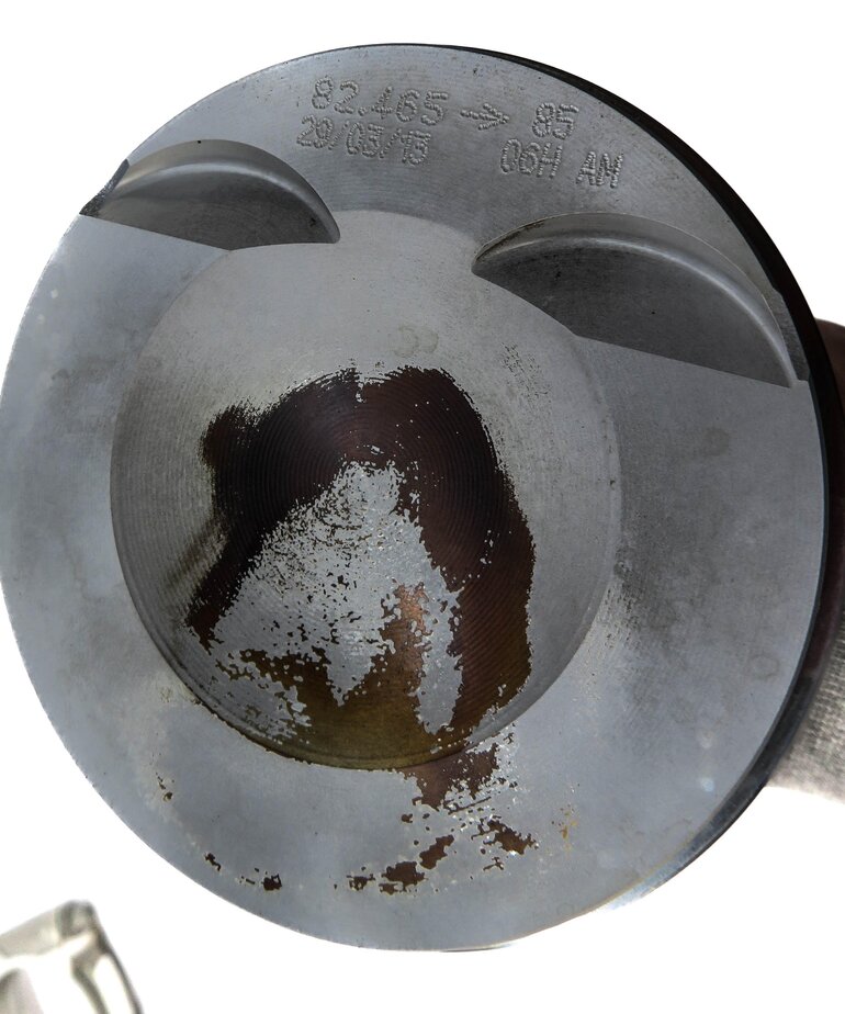 Thumbnail 6: 11-18 VW / AUDI - A3 A4 A5 A6 Q5 TT BEETLE JETTA TIGUAN - 2.0L TURBO PISTON SET