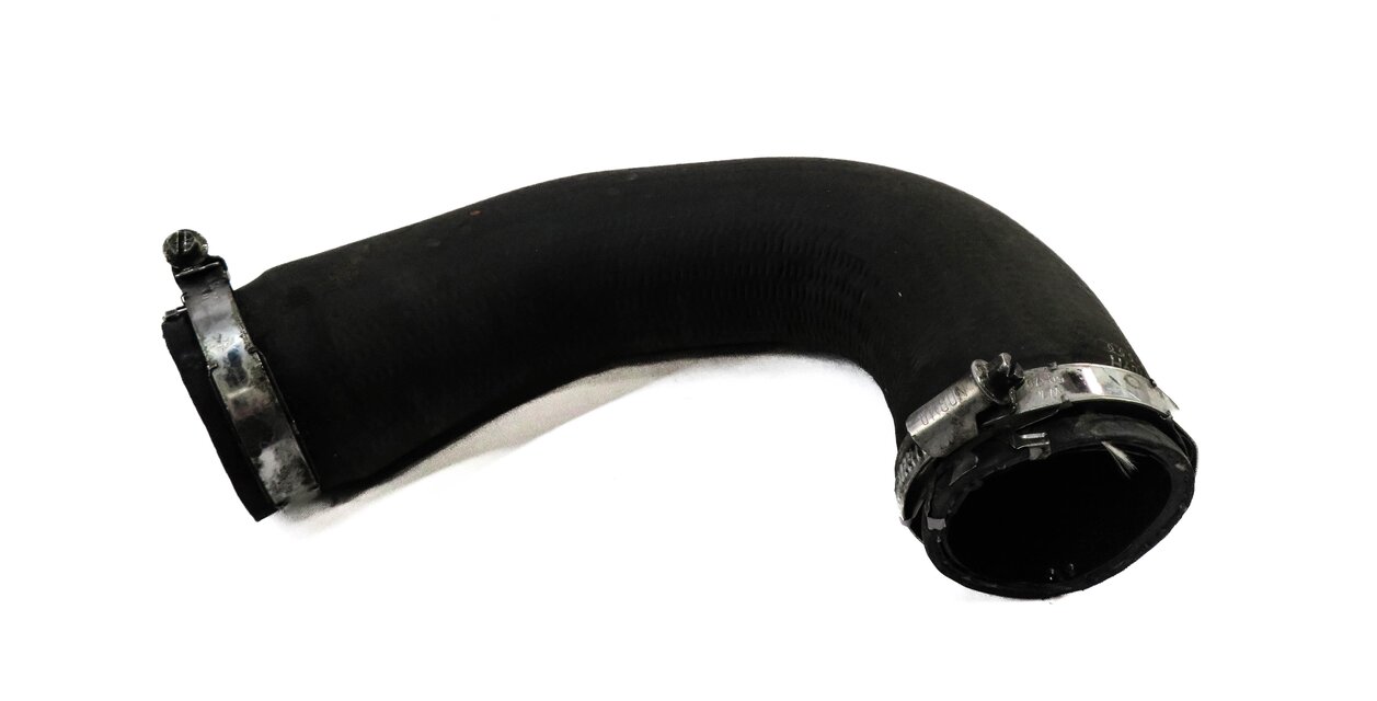 Thumbnail 2: 2011 AUDI Q5 (B8 8R) 2.0L CAEB TURBO ENGINE TURBOCHARGER AIR INTAKE HOSE PIPE