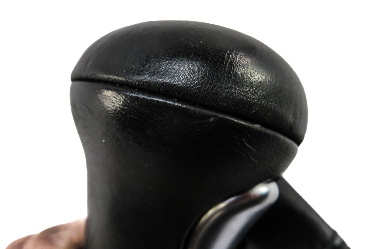 Thumbnail 4: 2011 AUDI Q5 (B8 8R) TRANSMISSION GEAR SHIFTER SHIFT KNOB HANDLE