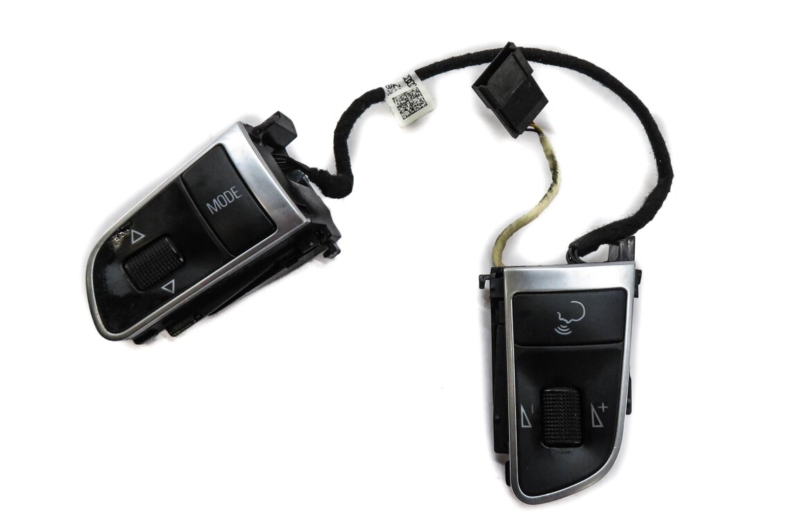 2011 AUDI Q5 (B8 8R) STEERING WHEEL SWITCH BUTTON SET-2