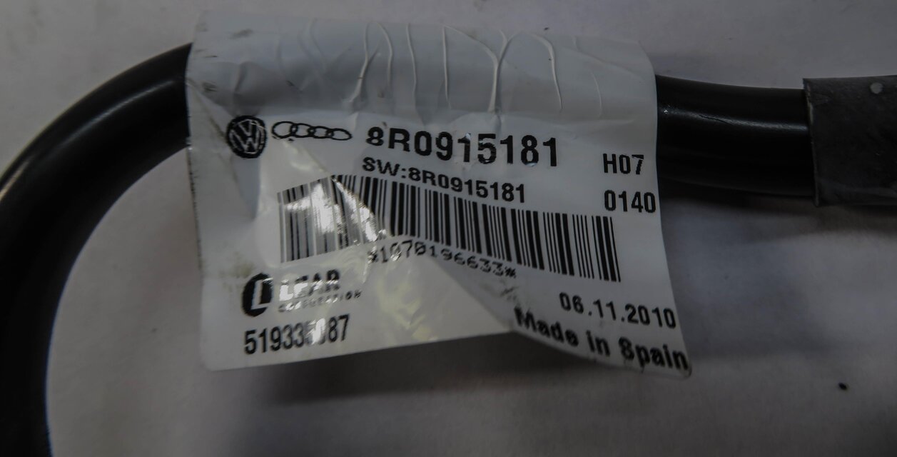 Thumbnail 4: 2011 AUDI Q5 (B8 8R) NEGATIVE BATTERY CABLE