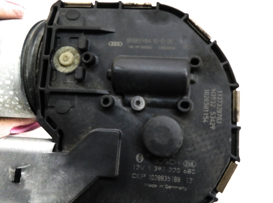 Thumbnail 4: 2009-2017 AUDI Q5 SQ5 (B8 8R) FRONT WINDSHIELD WIPER MOTOR