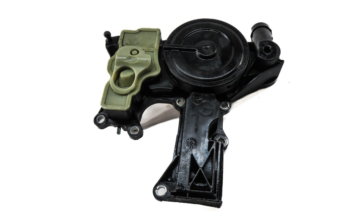 Thumbnail 3: 2011 AUDI Q5 (B8 8R) 2.0L CAEB TURBO ENGINE - PCV VALVE OIL SEPORATOR VALVE