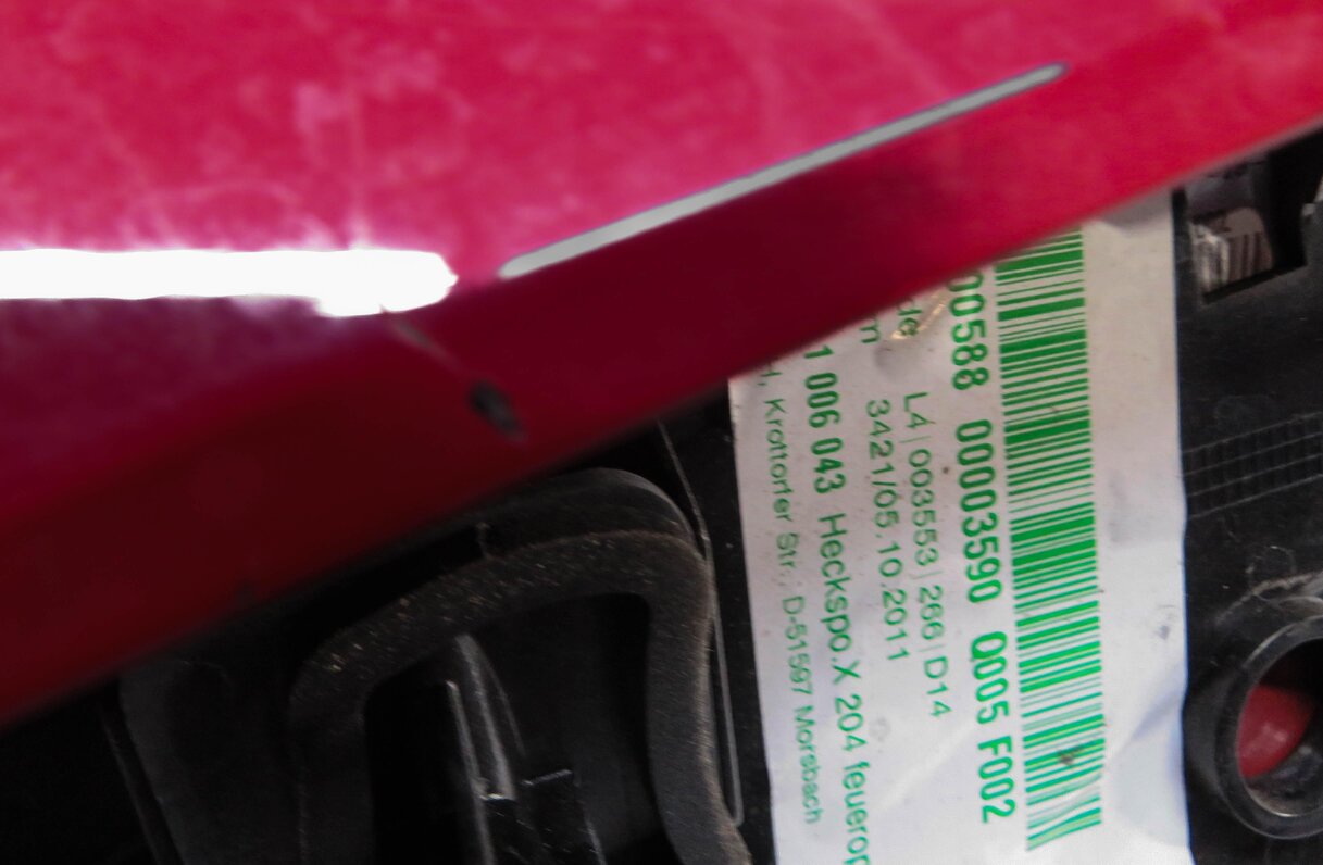 Thumbnail 7: 10-15 MERCEDES GLK250 GLK350 (X204) REAR HATCH TRUNK SPOILER WING (OPAL RED)