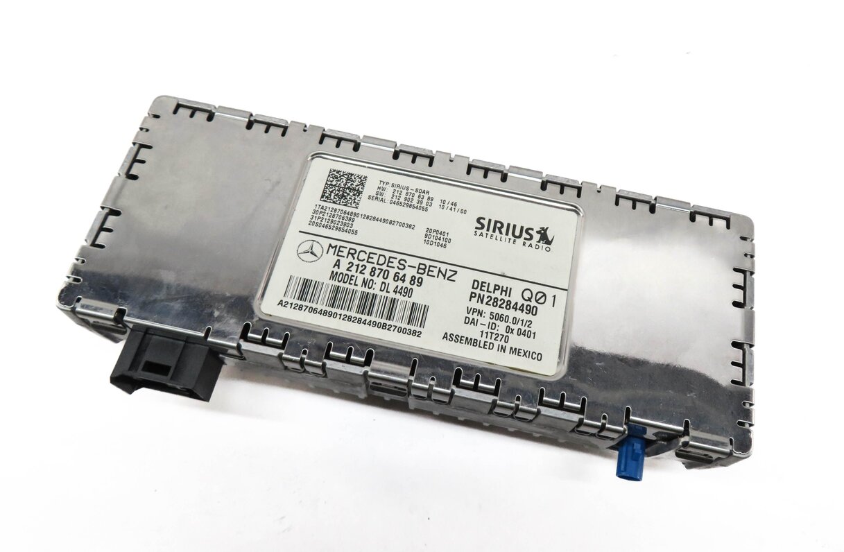 10-16 MERCEDES C250 C300 C350 E350 E550 GLK350 ML350 - SIRIUS SATELLITE RECEIVER