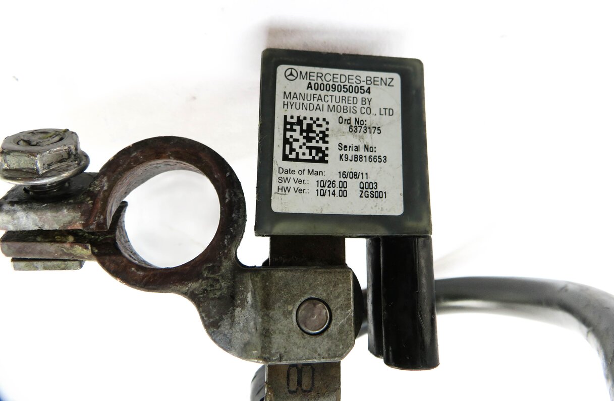 Thumbnail 4: 2012 MERCEDES GLK350 (X204) NEGATIVE BATTERY CABLE