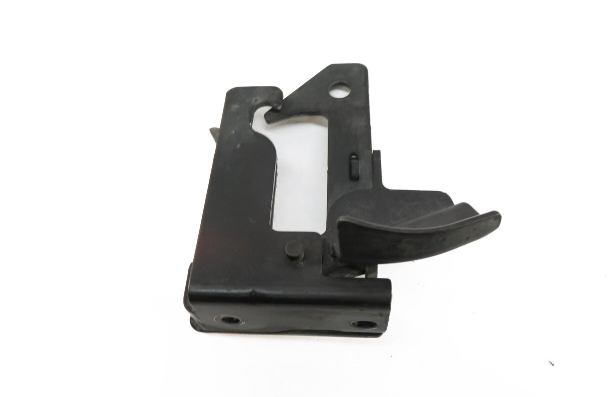 Thumbnail 5: 2012 MERCEDES GLK350 (X204) FRONT HOOD SAFETY LATCH STRIKER PLATE SET-3