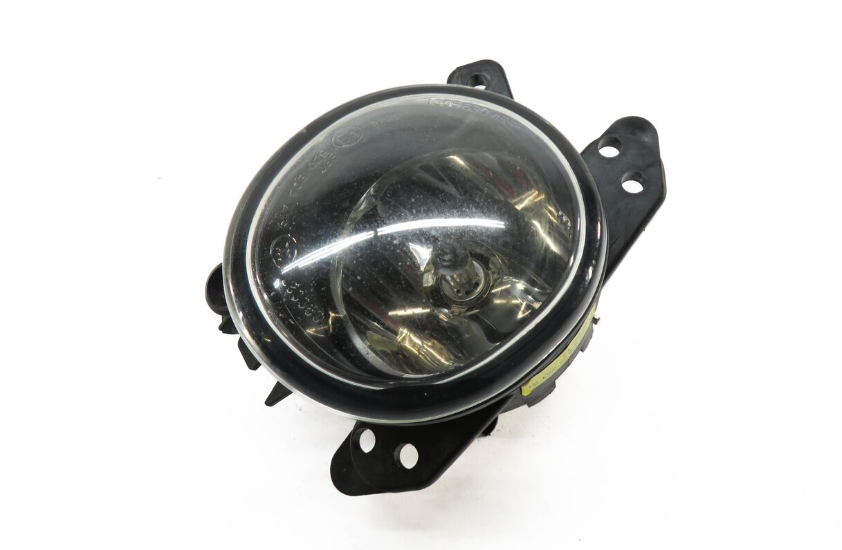 Thumbnail 2: 2006-2013 MERCEDES C300 C350 GL320 GL450 GL550 ML320 ML350 - LEFT FOGLIGHT LAMP