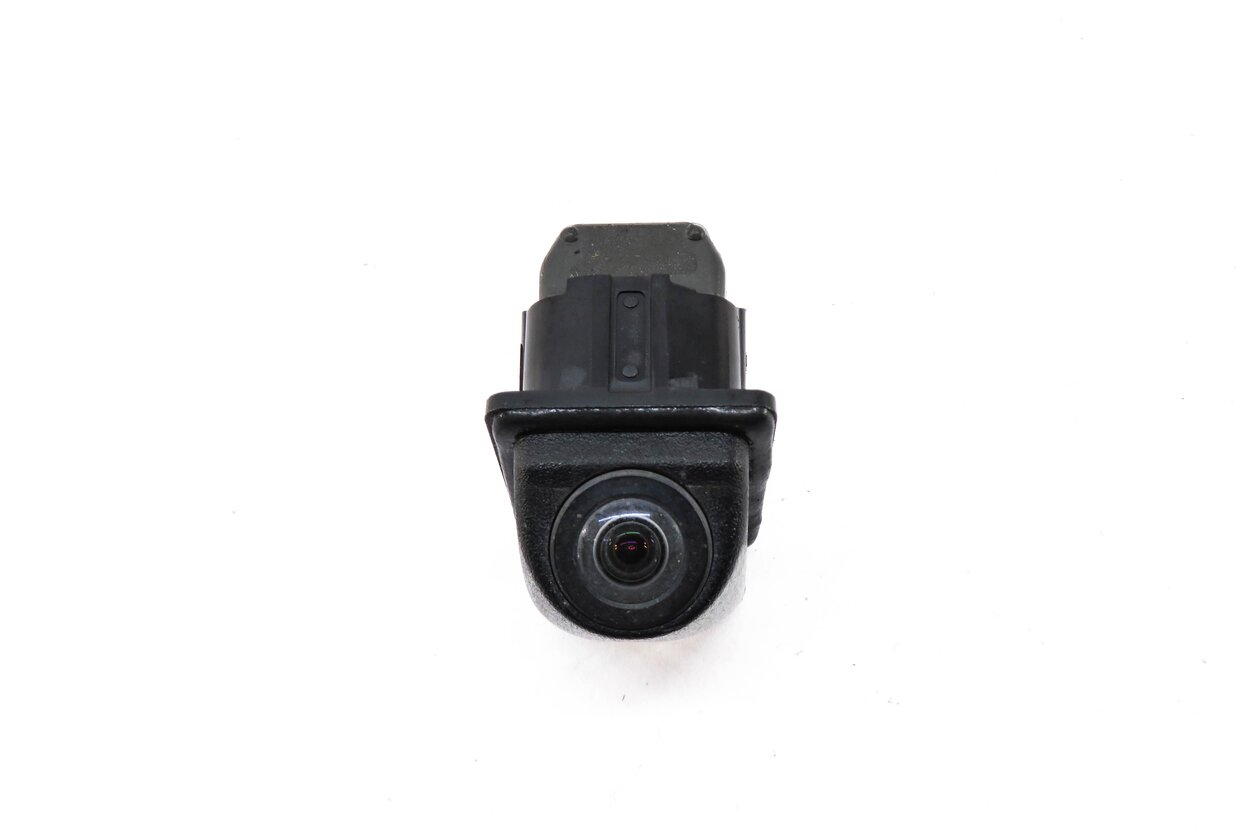 Thumbnail 2: 2009-2018 BMW 2 / 3 / 4 / 5 / 7 / M5 / X3 / X5 / X6 SERIES BACKUP REVERSE CAMERA