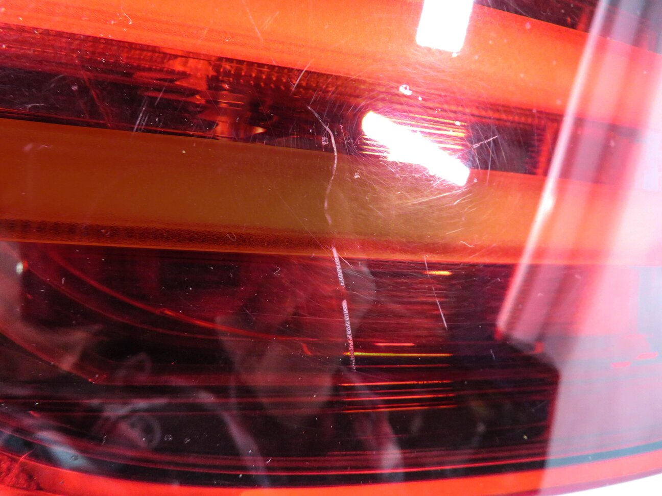 Thumbnail 7: 2013-2014 BMW X6 X6M (E71 E72) RIGHT PASSENGER INNER TAILLIGHT LIGHT LAMP