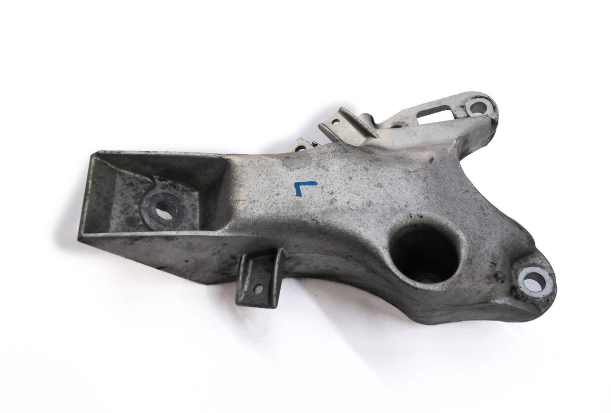 Thumbnail 3: 2013 BMW X6 (E71) 3.0L N55 TURBO ENGINE - LEFT & RIGHT MOTOR MOUNT BRACKET SET