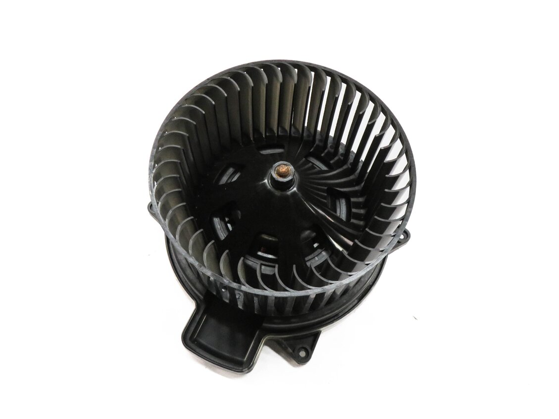 Thumbnail 1: 06-13 MERCEDES GL320 GL450 ML320 ML350 ML500 R350 - FRONT A/C BLOWER FAN MOTOR