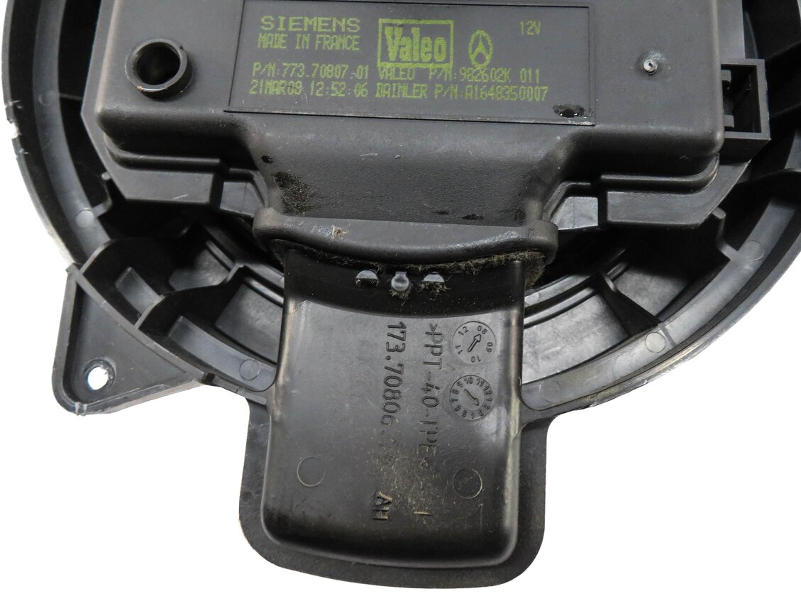 Thumbnail 4: 06-13 MERCEDES GL320 GL450 ML320 ML350 ML500 R350 - FRONT A/C BLOWER FAN MOTOR